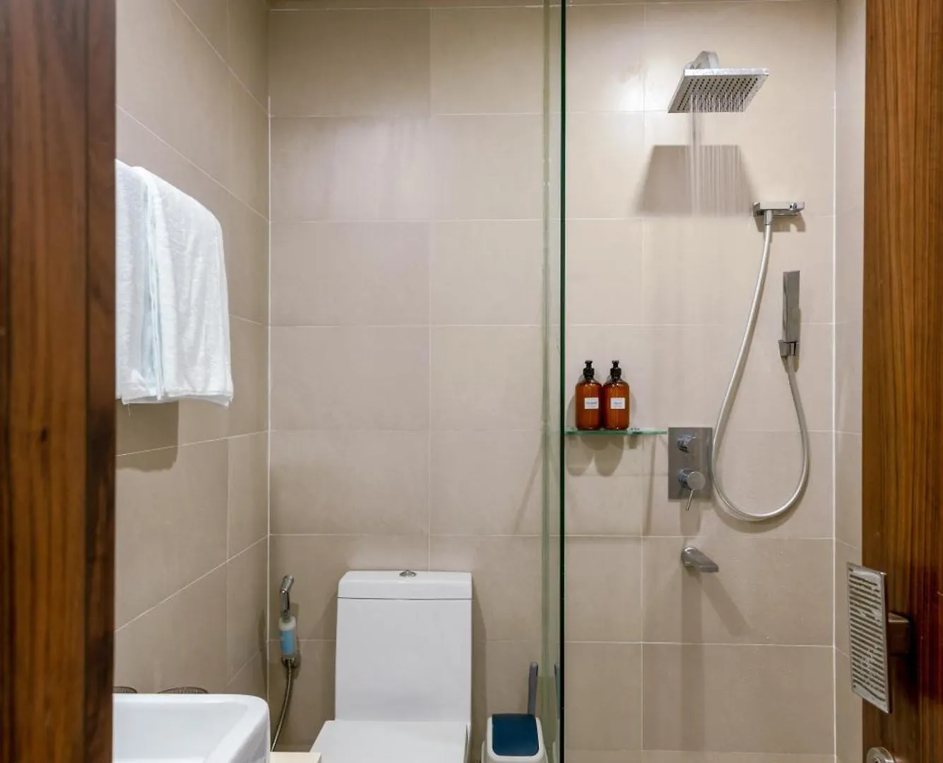 A La Carte Beach Hotel Apartment - Free Airport Pickup Da Nang Vietnam