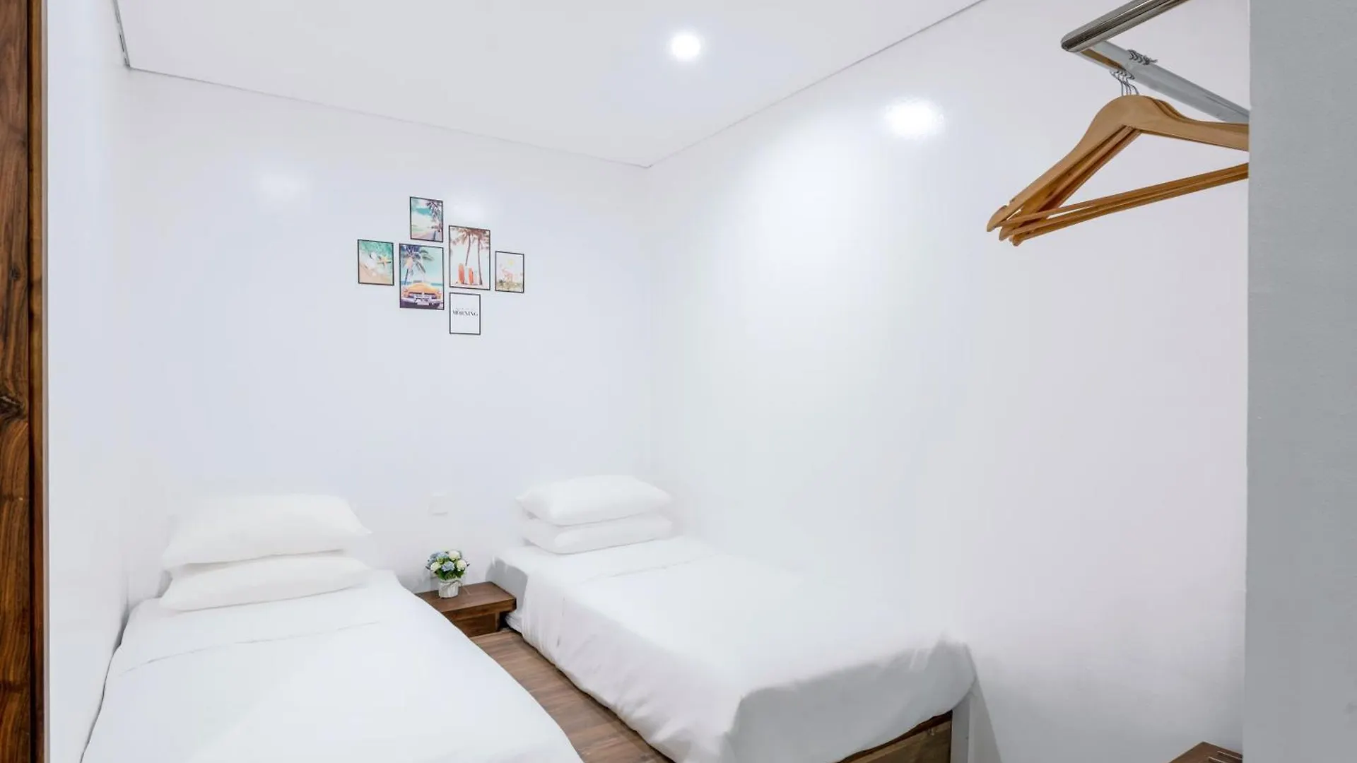 A La Carte Beach Hotel Apartment - Free Airport Pickup Da Nang 0*,  Vietnam