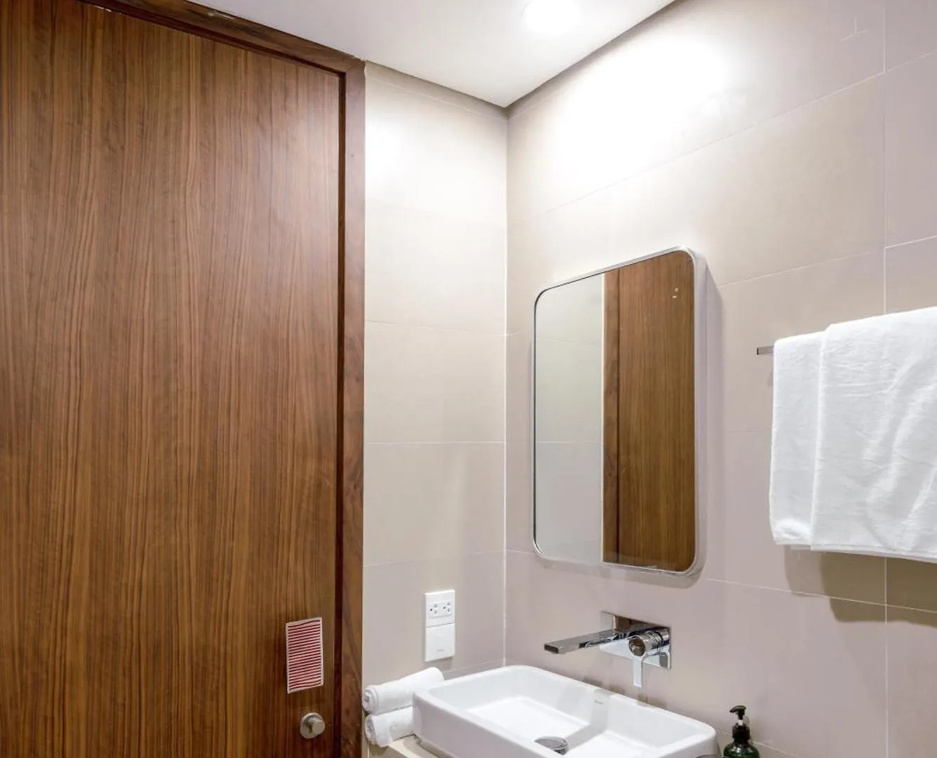 A La Carte Beach Hotel Apartment - Free Airport Pickup Da Nang