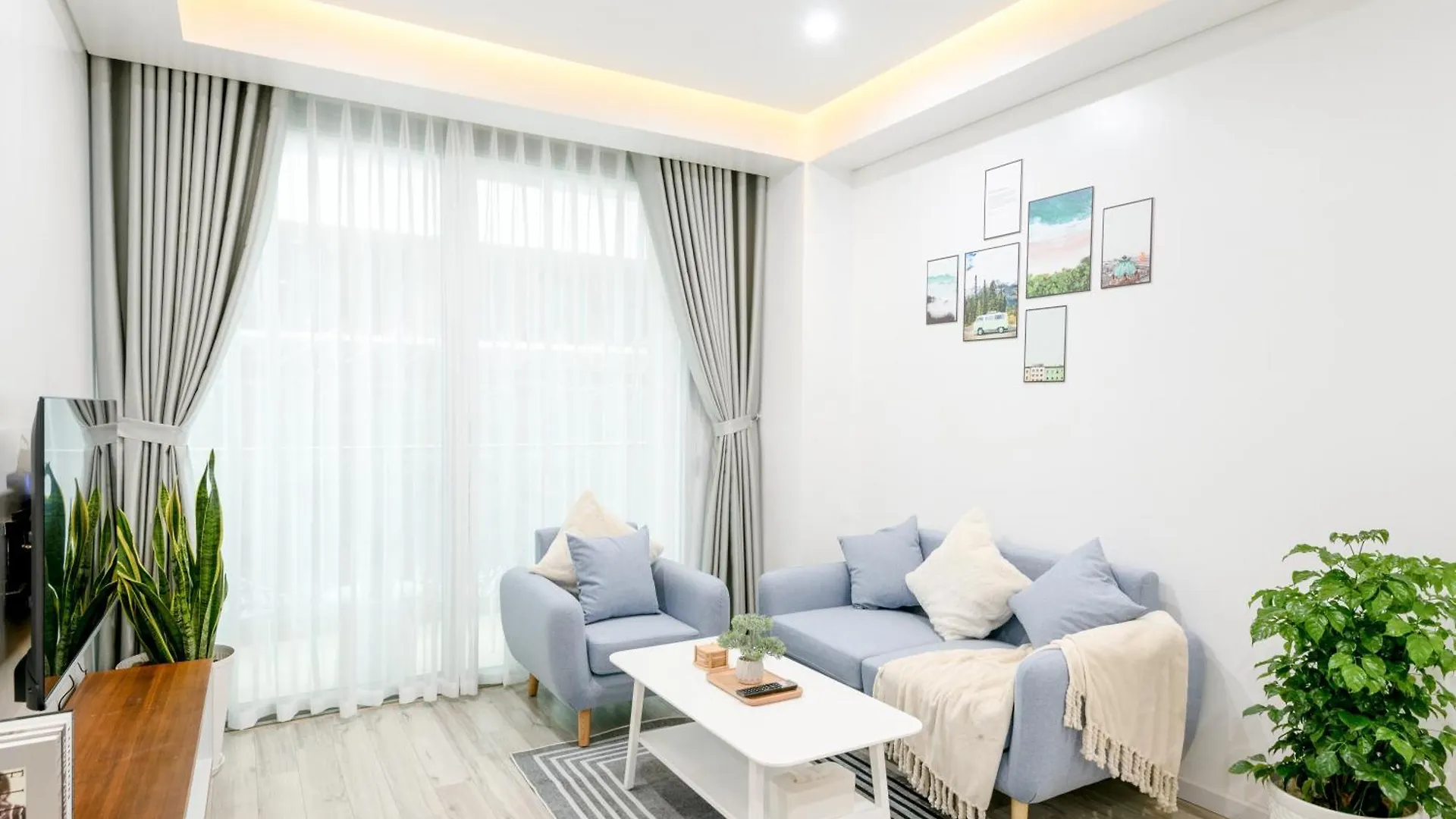 A La Carte Beach Hotel Apartment - Free Airport Pickup Da Nang Vietnam