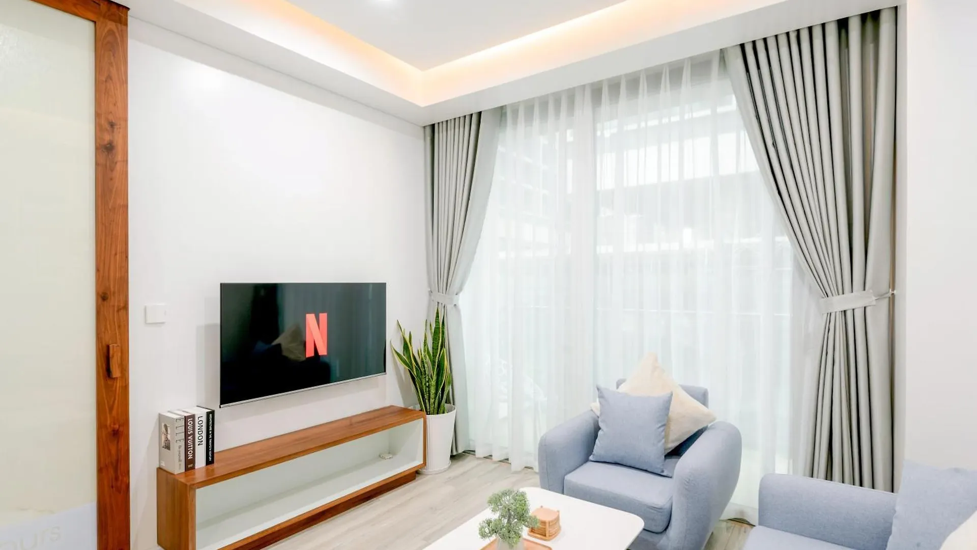 A La Carte Beach Hotel Apartment - Free Airport Pickup Da Nang