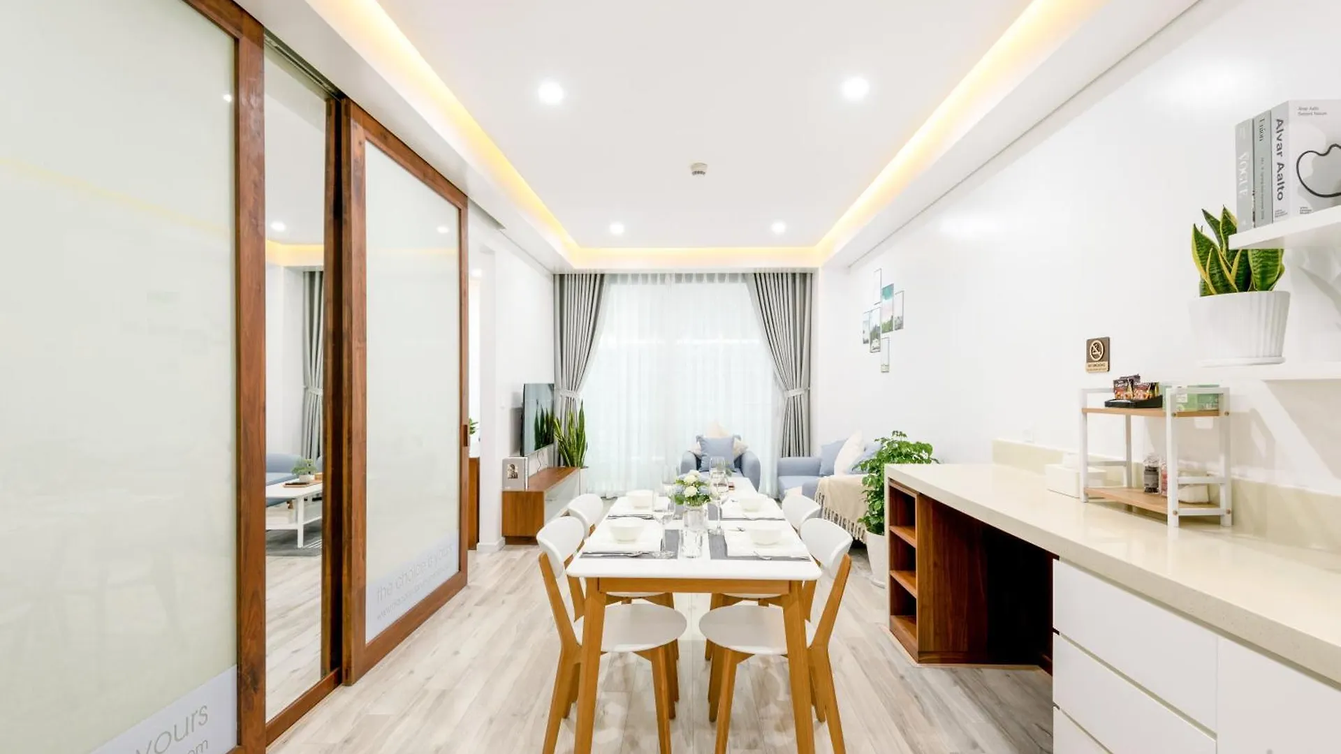 A La Carte Beach Hotel Apartment - Free Airport Pickup Da Nang Vietnam