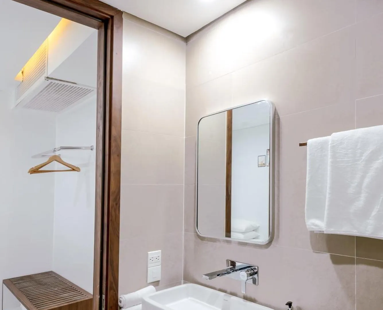 A La Carte Beach Hotel Apartment - Free Airport Pickup Da Nang