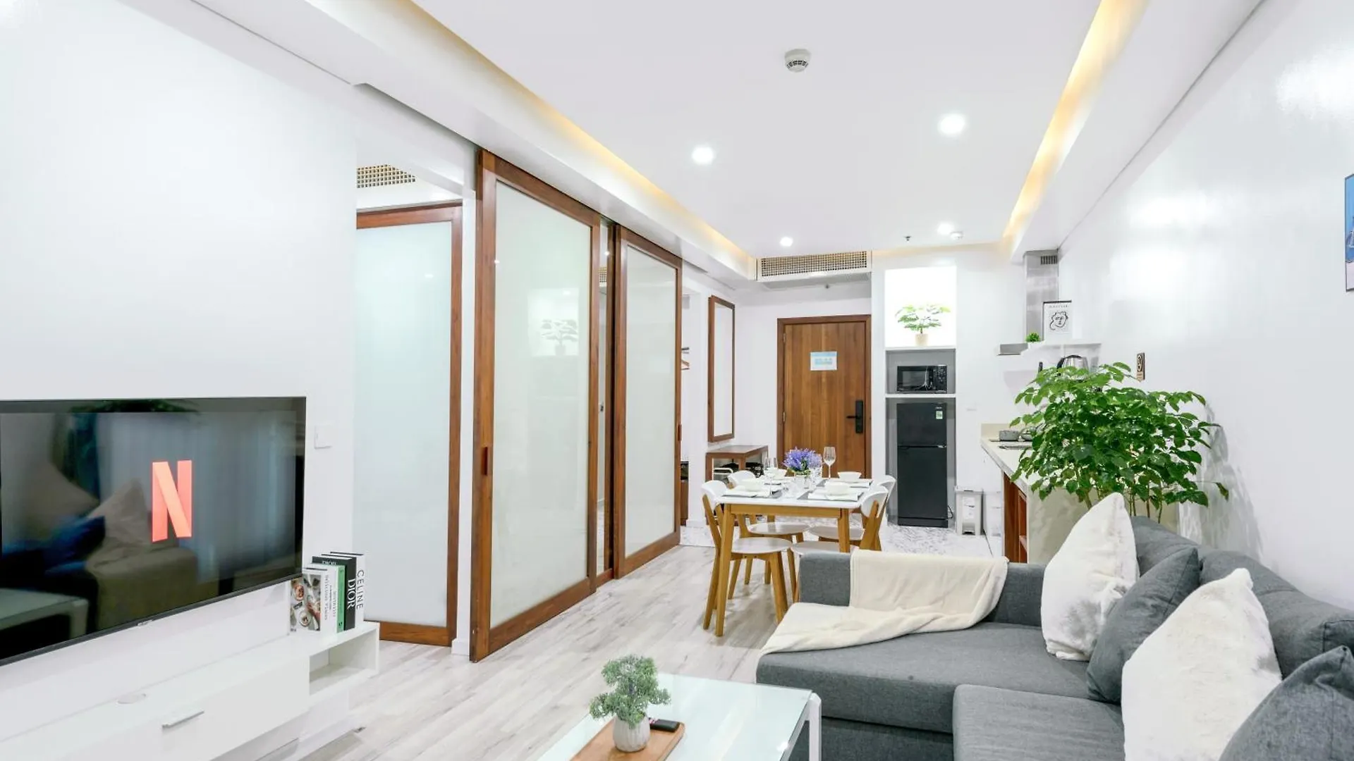 A La Carte Beach Hotel Apartment - Free Airport Pickup Da Nang