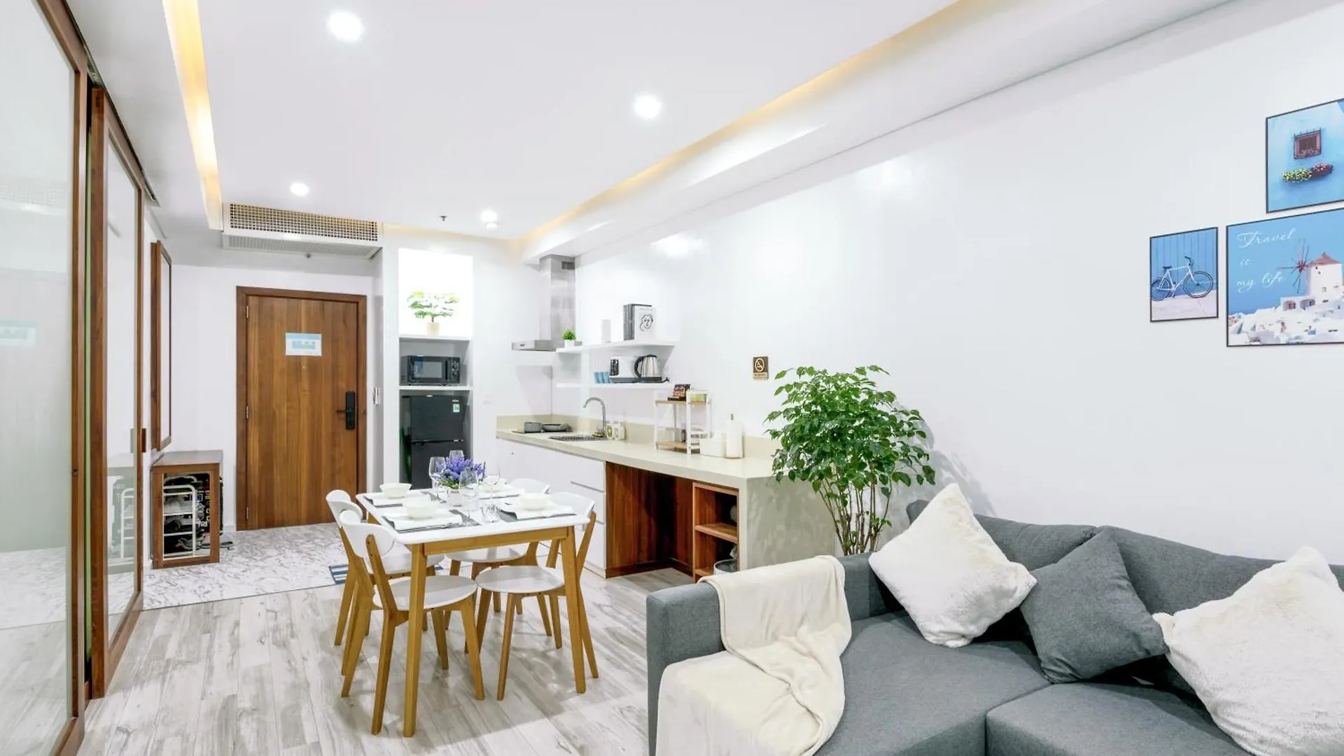 A La Carte Beach Hotel Apartment - Free Airport Pickup Da Nang